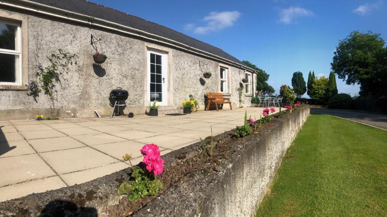 Ballyconnelly Cottages, Galgorm Area Cullybackey Εξωτερικό φωτογραφία